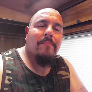 Meet your Posher, Larry